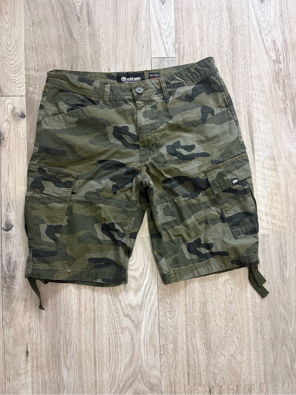 Ecko Unlimited Men’s Camouflage Cargo Shorts - Olive & Dark Green